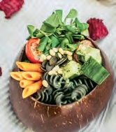 Sezonní těstovinový salát