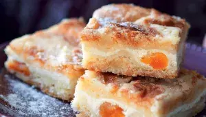 Sypaný koláč s tvarohem