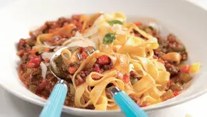 Boloňská omáčka k těstovinám