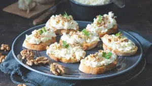 Česnekové chlebíčky 