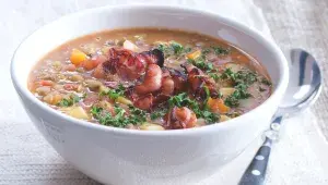 Hustá čočková polévka