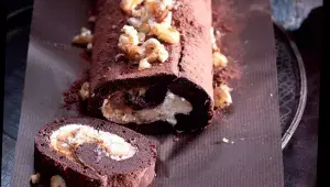 Čokoládová roláda s banány