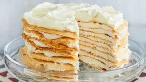 Citrónový palačinkový dort