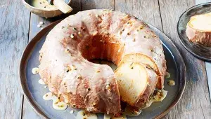 Bábovka s ananasem a mučenkou