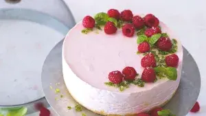 Dort s malinovou pěnou a bazalkovým cukrem