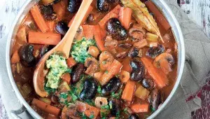 Fazole po burgundsku