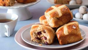 Velikonoční hot cross buns