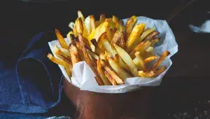 Bramborové hranolky z trouby & další přílohy ke steaku