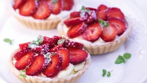 Jahodové košíčky s krémem