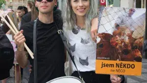 Míša a Lukáš Vincourovi na protestu