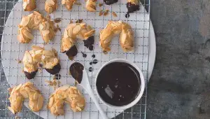 Marcipánové rohlíčky s čokoládou