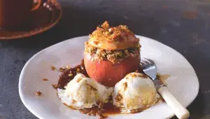 pečená jablka se zmrzlinou