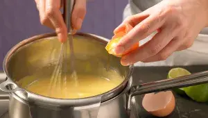 Příprava holandské omáčky