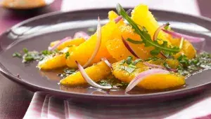 Salát z pomerančů a rukoly