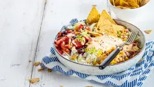 Chili con carne bowl