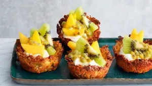 Košíčky z granoly s exotickým ovocem