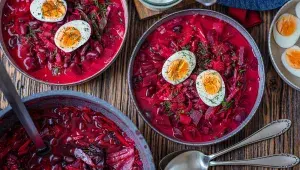 Polévka z červené řepy