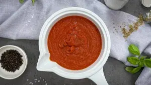 20250630_Rajčatové_sugo_foto-1.jpg