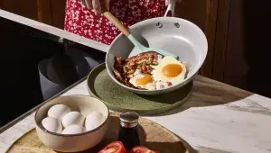 Proč dát sbohem teflonu: Jak vybrat zdravější pánev  