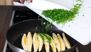 Tvarohové šišky k husí roládě