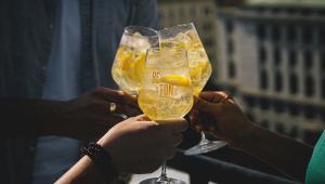 Becherovka tonic