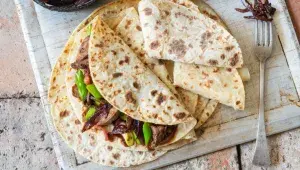 Týdenní menu bez přemýšlení! Od pondělí do pátku: Plán večeří, který šetří čas i nervy. Zapečené těstoviny, tuřín z pánve i nudle z konvice!