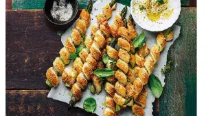 Chřest & prosciutto v listovém těstě