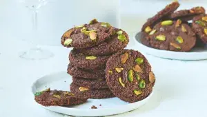 Čokoládové sušenky z mazance s pistáciemi