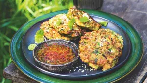 Cuketové placky s medovou zálivkou