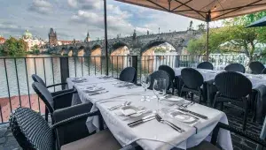 Dech beroucí výhled z restaurace Kampa Park