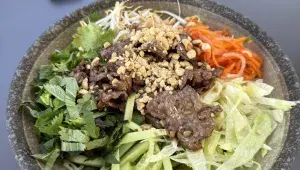 Bun bo nam bo v Dian