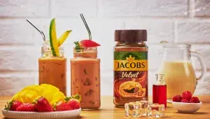Letní drinky s instatní kávou Jacobs