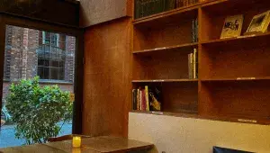 Paludan Bogcafé interiér