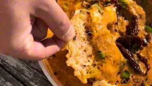 Polévka z pečených rajčat a česneku podle Adama Runduse