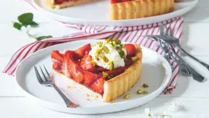 Jahodový želé koláč