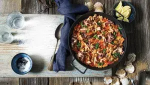 Jednoduchá paella s mořskými plody