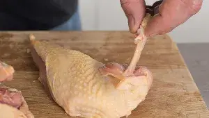 Porcování kuřete – oddělení supreme