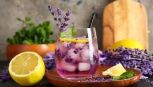 Levandulová limonáda s citronem