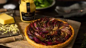 Francouzská elegance na talíři: Tarte Tatin s hořčicí Maille + soutěž o balíček lahůdek!