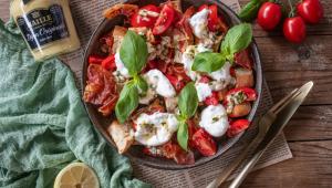 Panzanella salát