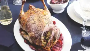 Nadívaná kachna na švestkách