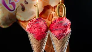 Crème de la Crème slaví 10 let