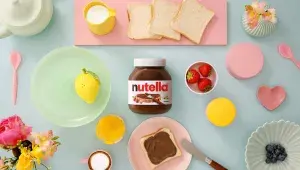 OT05SpringTableStill16by9 - kopie.jpg