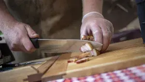 Uzený bůček od Udírny Plzák z Plzně