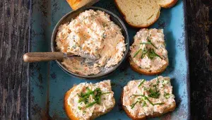 Pestrá pomazánka s mrkví