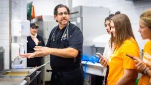 Peter Genna Popeyes restaurace