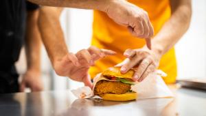 Popeyes sandwich