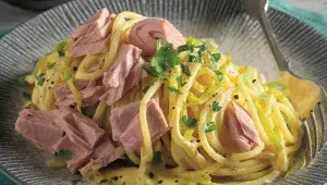 Špagety s tuňákem