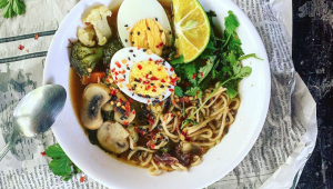 Ramen s vejcem