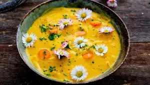 Polévka se sedmikráskami